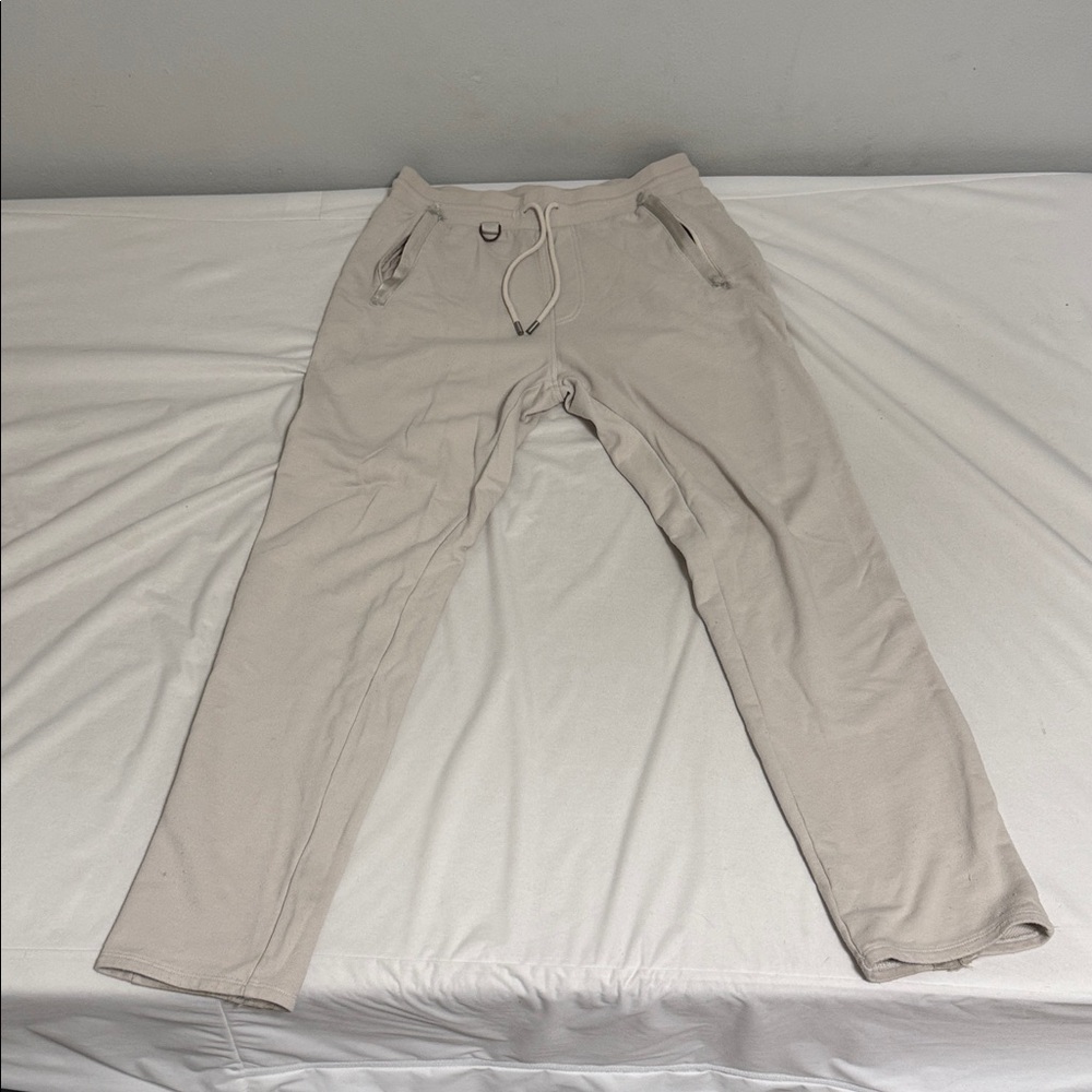 ALO Yoga Men's Cream Drawstring Joggers